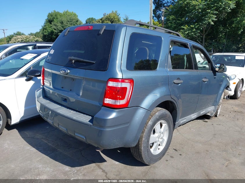 Vin: 1fmcu9d79akc51033, lot: 45789205, ford escape xlt 20104