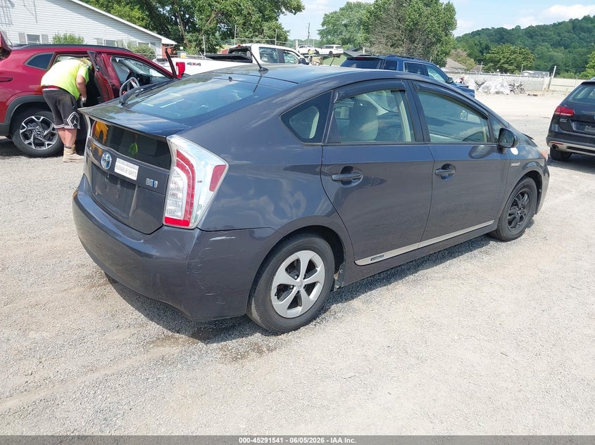 Vin: jtdkn3du7c5452382, lot: 45789377, toyota prius two 20124