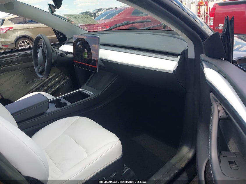 2024 TESLA MODEL Y SPORT UTILITY VEHICLE ELECTRIC