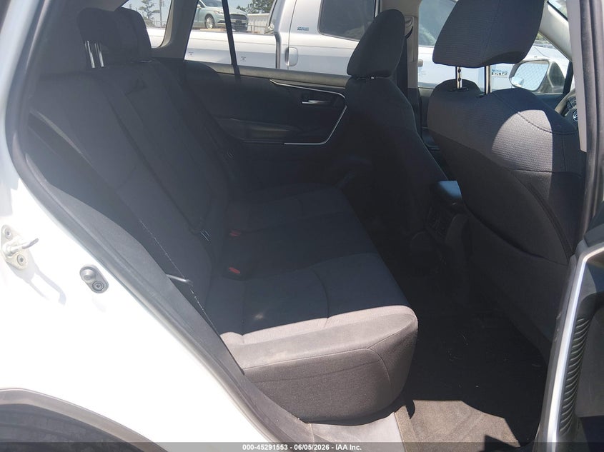 2019 Toyota Rav4 Xle VIN: 2T3W1RFV6KC005718 Lot: 45291553