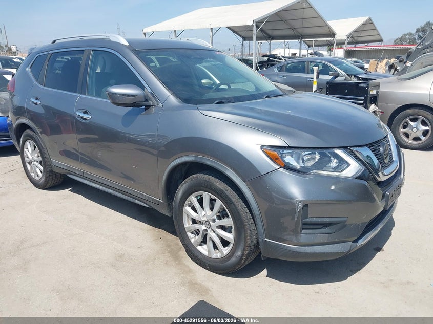 KNMAT2MV7JP540998 NISSAN ROGUE SV 2018