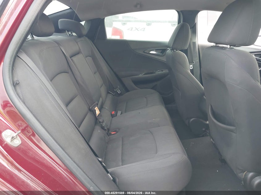 2016 CHEVROLET MALIBU auction photo 8