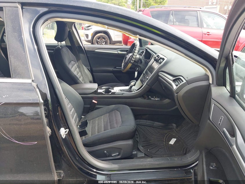 2016 FORD FUSION auction photo 5
