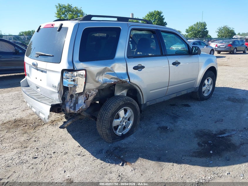 Vin: 1fmcu0dg8bkc70119, lot: 45789585, ford escape xlt 20114