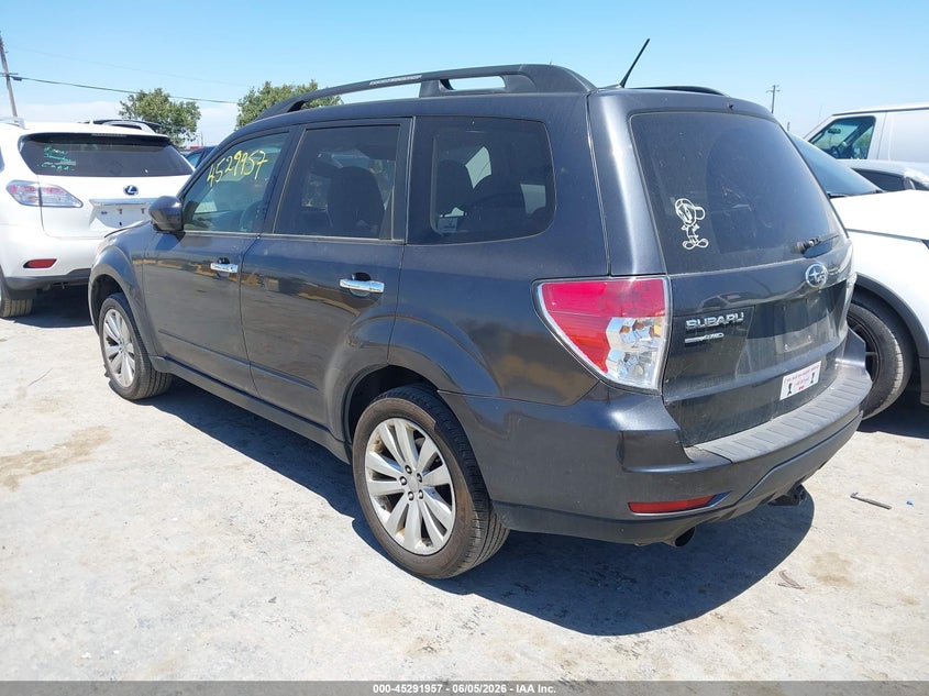 Vin: jf2shbec2ch460137, lot: 45789793, subaru forester 2.5x limited 20123