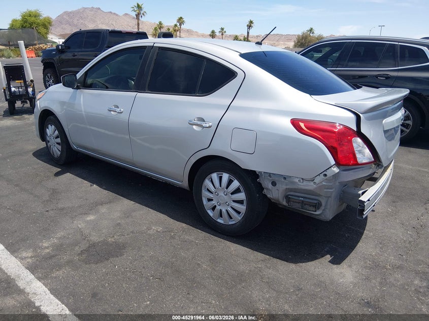 2018 NISSAN VERSA auction photo 3