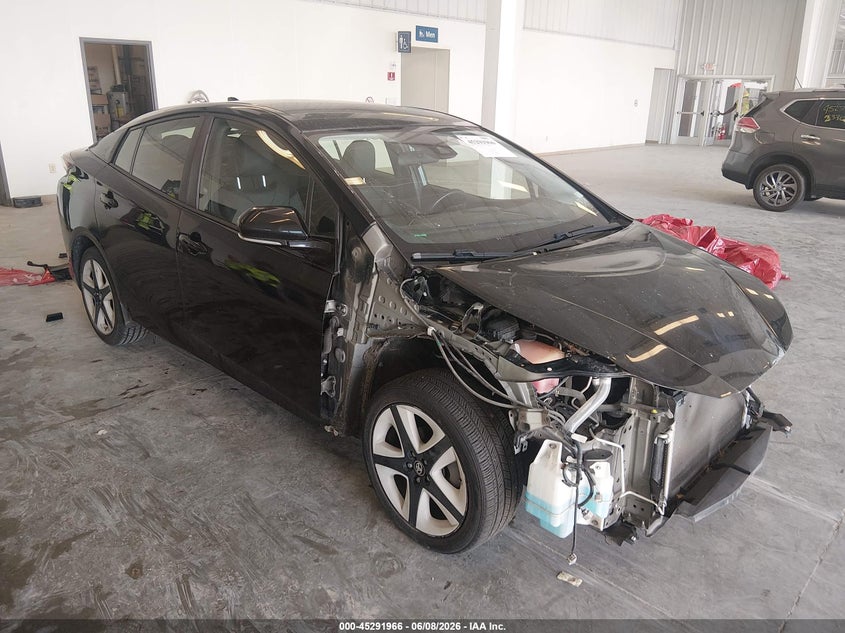 Vin: jtdkarfu1g3519376, lot: 45789802, toyota prius three touring 2016 img_1