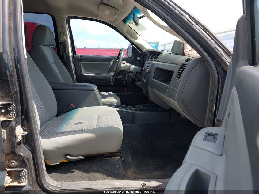 2010 DODGE DAKOTA auction photo 5