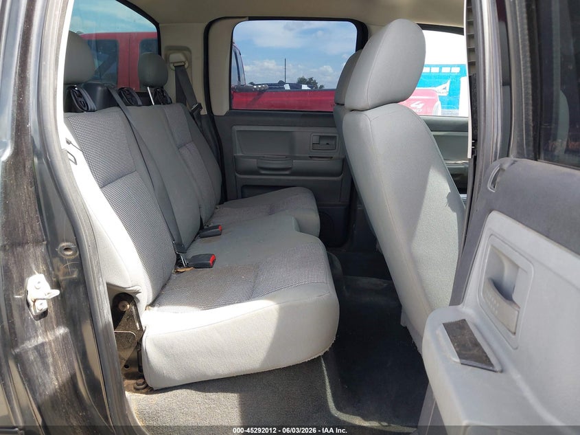 2010 DODGE DAKOTA auction photo 8