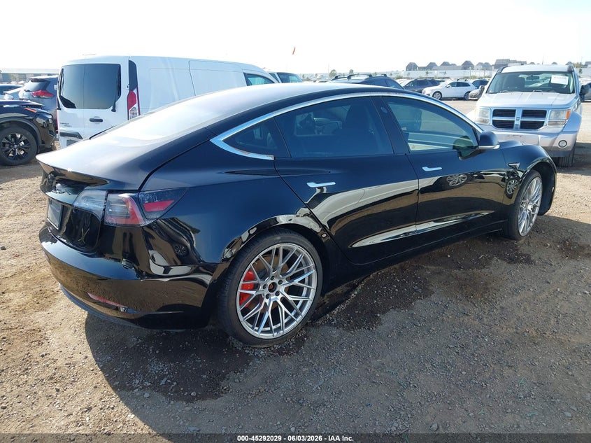 Vin: 5yj3e1eb9jf188132, lot: 45789865, tesla model 3 long range/performance 20184
