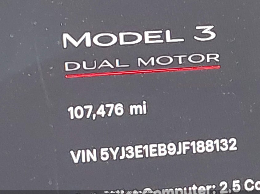 2018 Tesla Model 3 Long Range/Performance VIN: 5YJ3E1EB9JF188132 Lot: 45292029