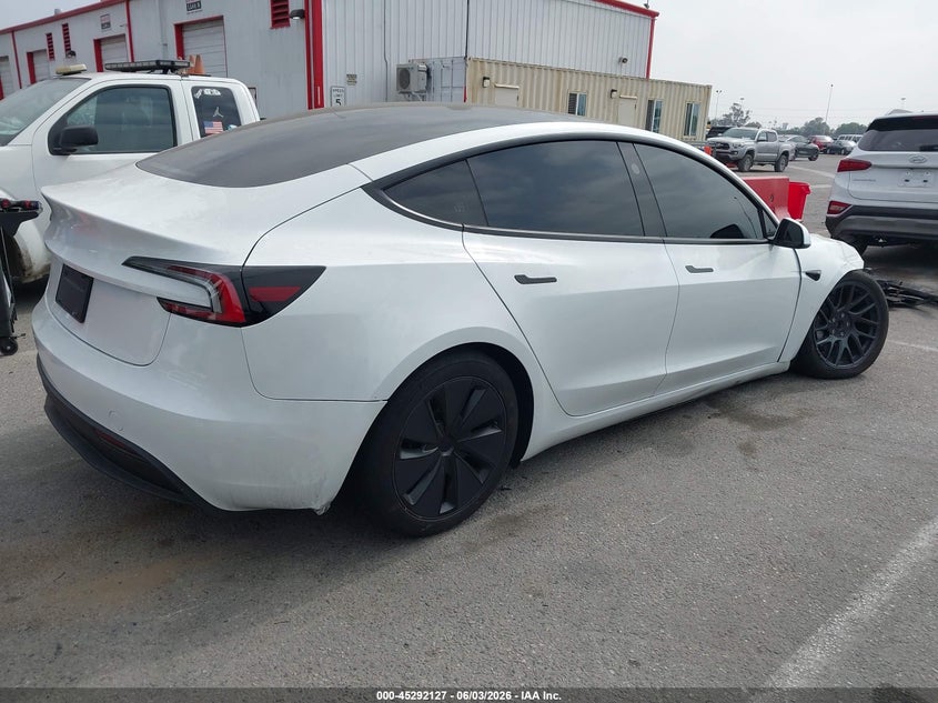Vin: 5yj3e1eb4rf754712, lot: 45789963, tesla model 3 long range dual motor all-wheel drive 20244