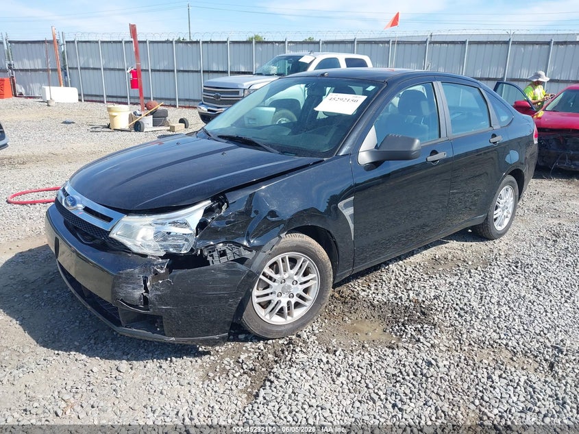 2008 Ford Focus Se/Ses 1FAHP35N88W281211 photo 1