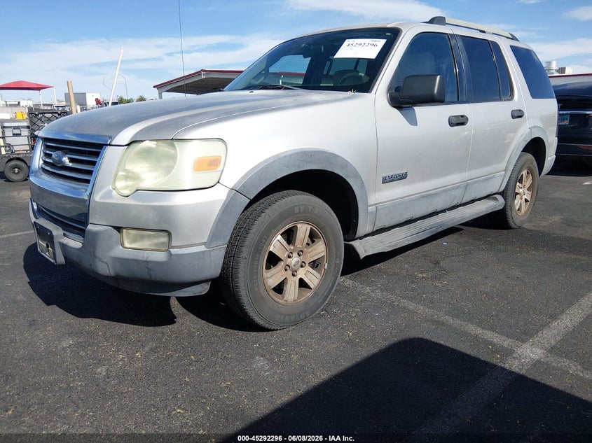 2006 Ford Explorer Xlt 1FMEU73E76UB35290 photo 1