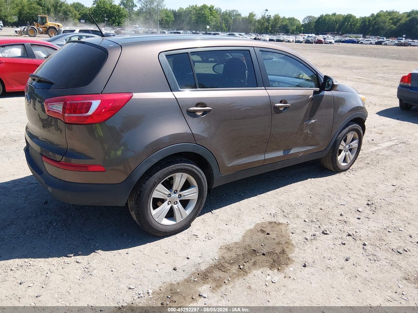 Vin: kndpb3a20d7379556, lot: 45790133, kia sportage lx 20134