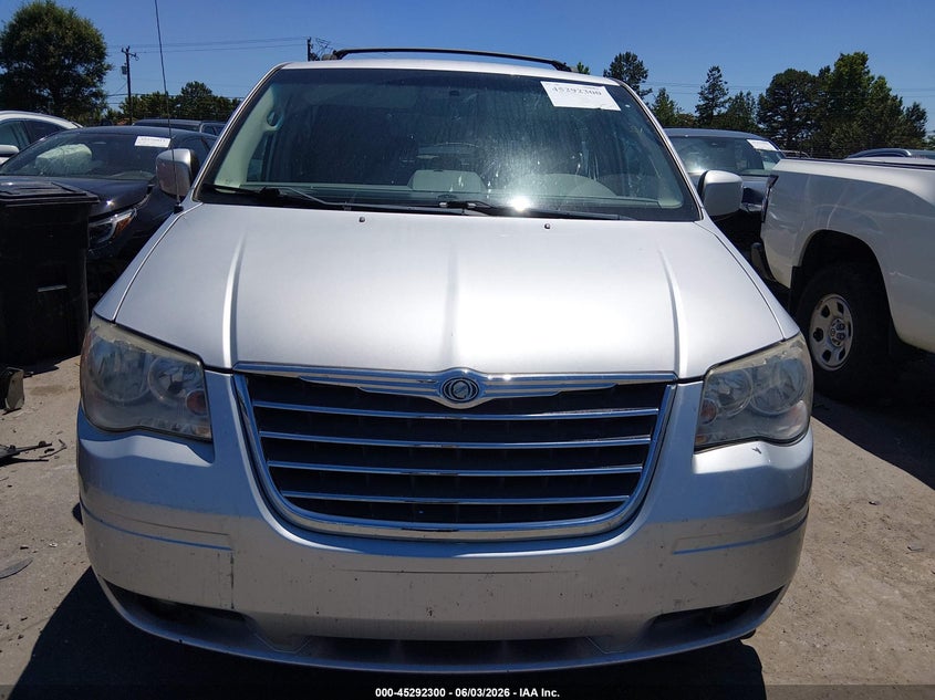 2010 Chrysler Town & Country Touring VIN: 2A4RR5D12AR413617 Lot: 45292300