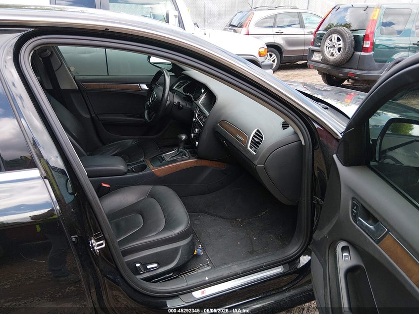 2015 Audi A4 2.0 2.0T Premium black Lot 111045292345 Vin WAUBFAFL0FN012415