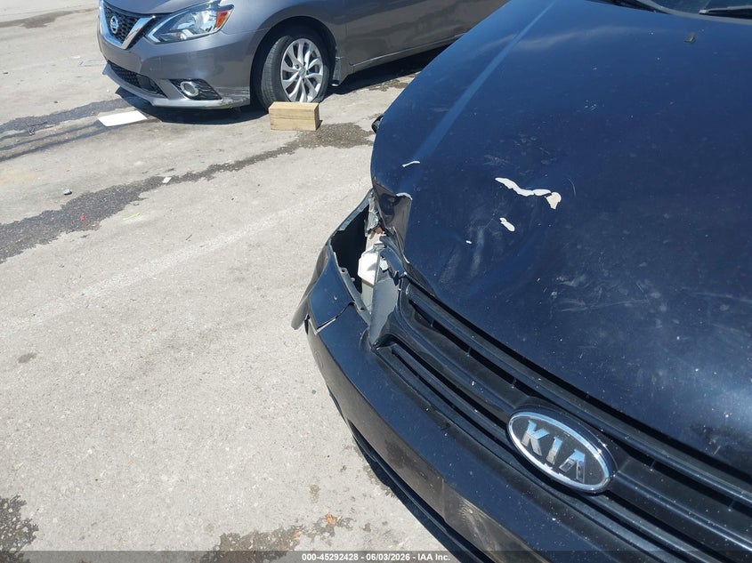 2008 Kia Sedona Lx VIN: KNDMB233X86250612 Lot: 45292428