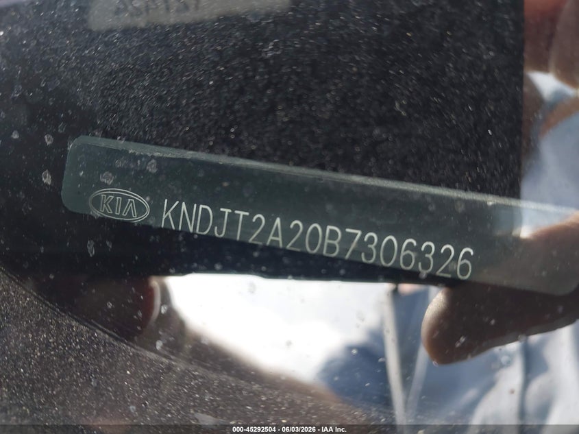 2011 Kia Soul + VIN: KNDJT2A20B7306326 Lot: 45292504