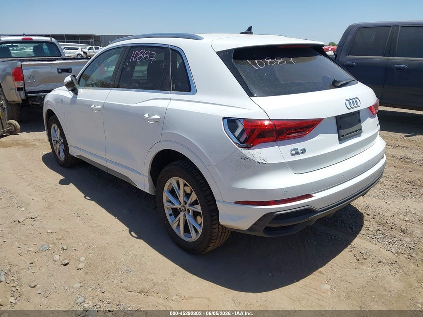 2025 AUDI Q3 2.0L I-4 DI, DOHC, V(VIN: WA1DECF39S1014444