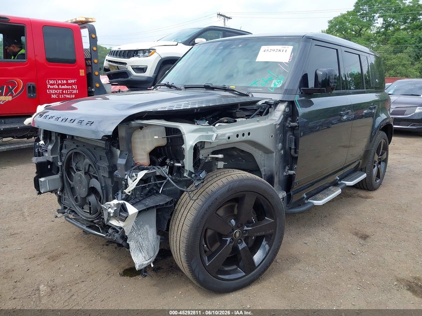 2023 Land Rover Defender 110 Carpathian Edition/110 V8 VIN: SALEWEEE0P2119986 Lot: 45292811