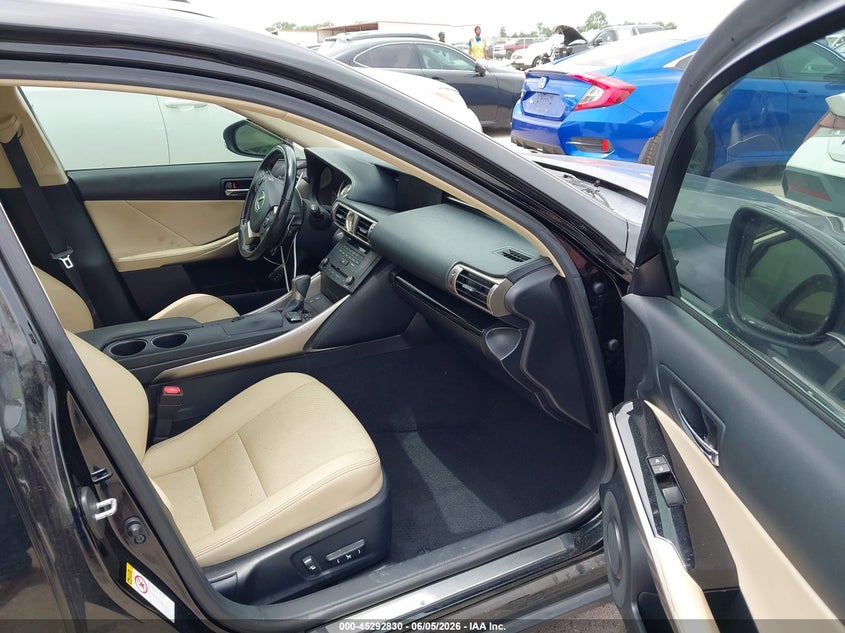 2016 LEXUS IS 200T auction photo 5