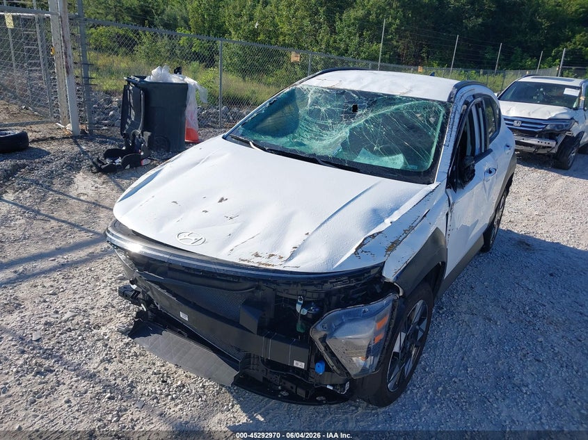 2025 Hyundai Kona Sel VIN: KM8HBCAB0SU338603 Lot: 45292970