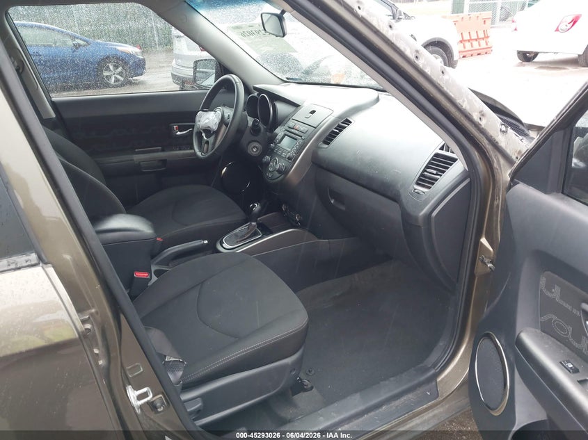 2012 Kia Soul + VIN: KNDJT2A64C7401881 Lot: 45293026