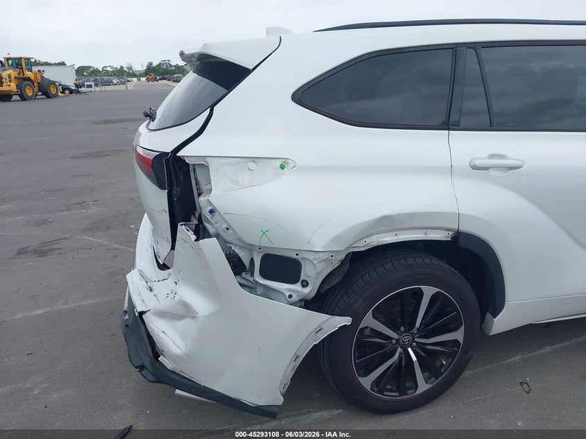 2022 Toyota Highlander Xse VIN: 5TDLZRAH3NS131035 Lot: 45293108
