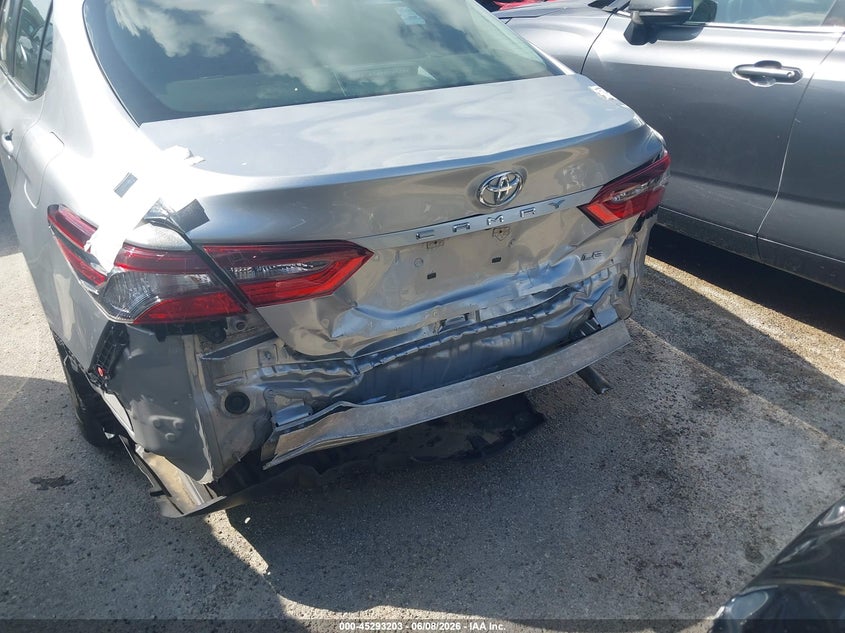 2021 TOYOTA CAMRY auction photo 6