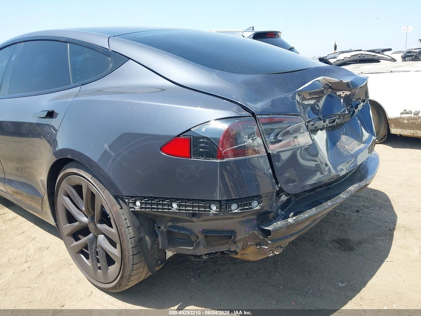 2021 Tesla Model S Long Range Dual Motor All-Wheel Drive VIN: 5YJSA1E53MF435876 Lot: 45293210