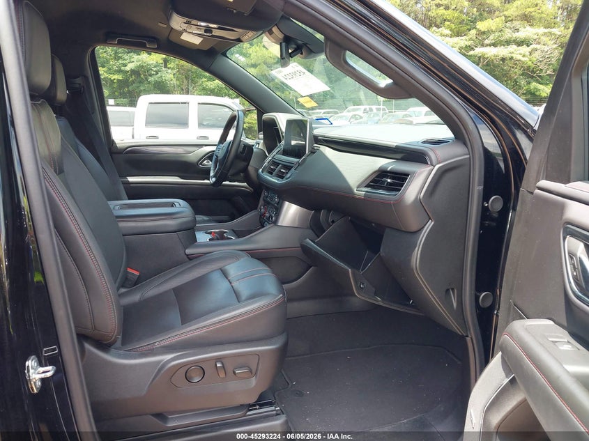 2024 CHEVROLET SUBURBAN 5.3L V-8 DI, VVT, 35(VIN: 1GNSCEKD9RR210223