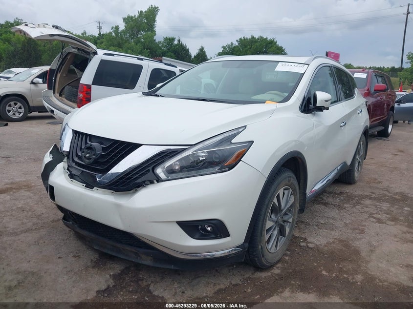 2018 NISSAN MURANO auction photo 2