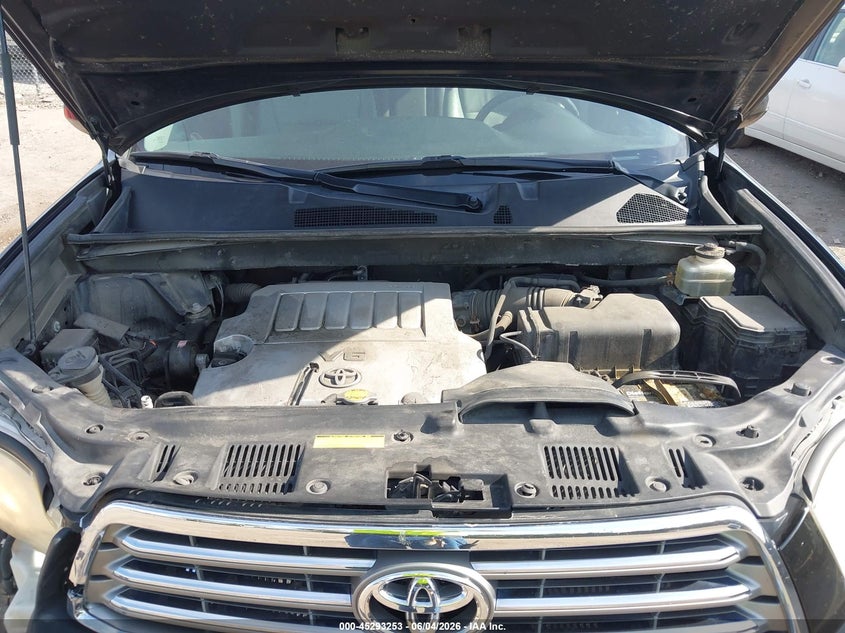 2009 Toyota Highlander Limited VIN: JTEES42A392137847 Lot: 45293253