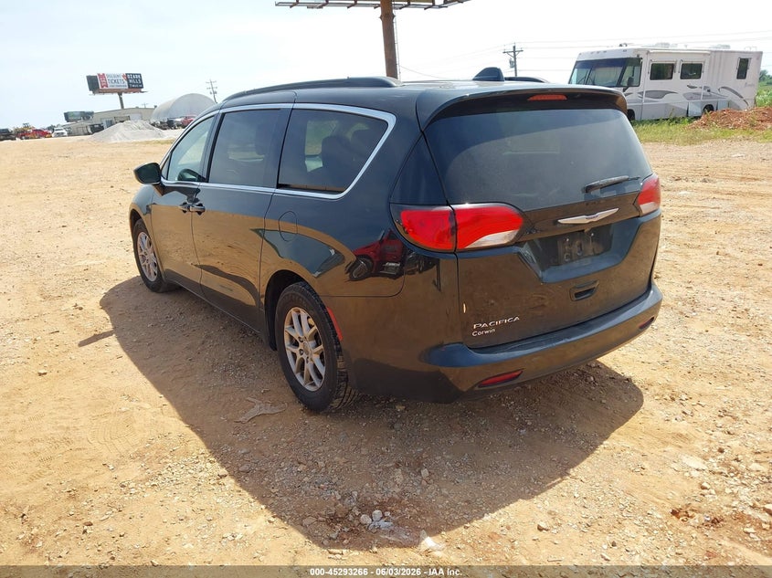 Vin: 2c4rc1dg9lr268292, lot: 45791102, chrysler voyager lxi 20203
