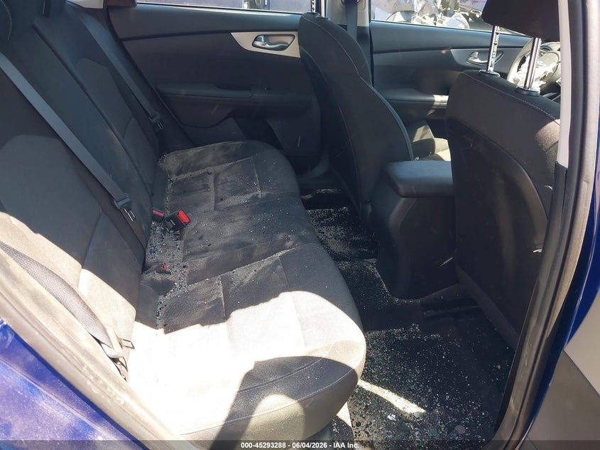 2023 KIA FORTE auction photo 8