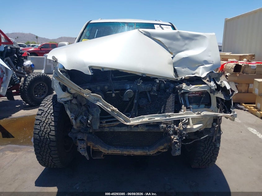 2004 Lexus Lx 470 VIN: JTJHT00W443540743 Lot: 45293385