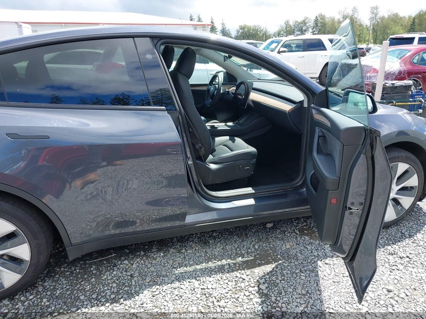 2023 TESLA MODEL Y ELECTRIC(VIN: 7SAYGAEE8PF971822