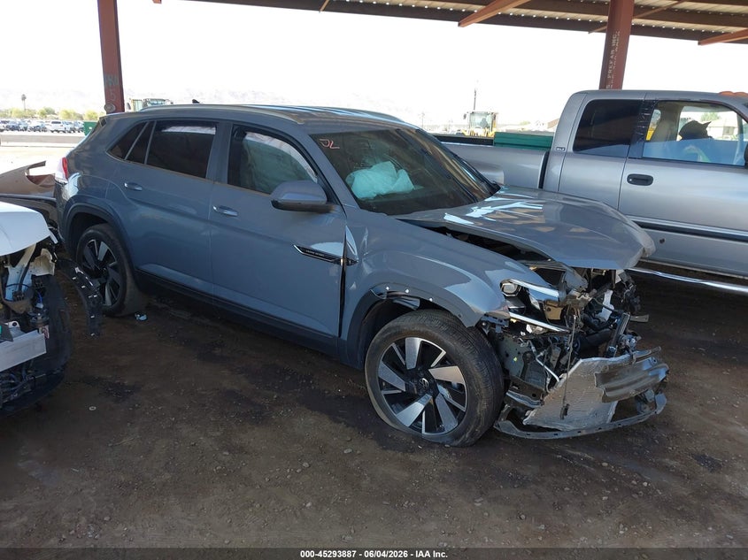 Vin: 1v2he2ca3sc213240, lot: 45791723, volkswagen atlas cross sport 2.0t se w/technology 2025 img_1