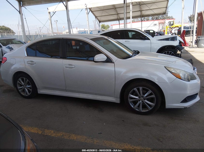 2014 Subaru Legacy 2.5I Premium VIN: 4S3BMBC69E3005972 Lot: 45293913