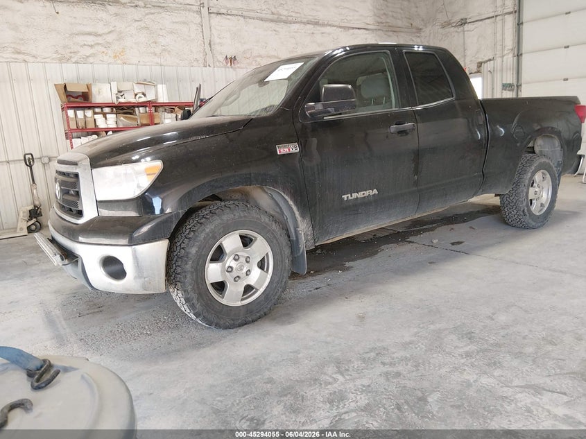 2010 TOYOTA TUNDRA auction photo 2