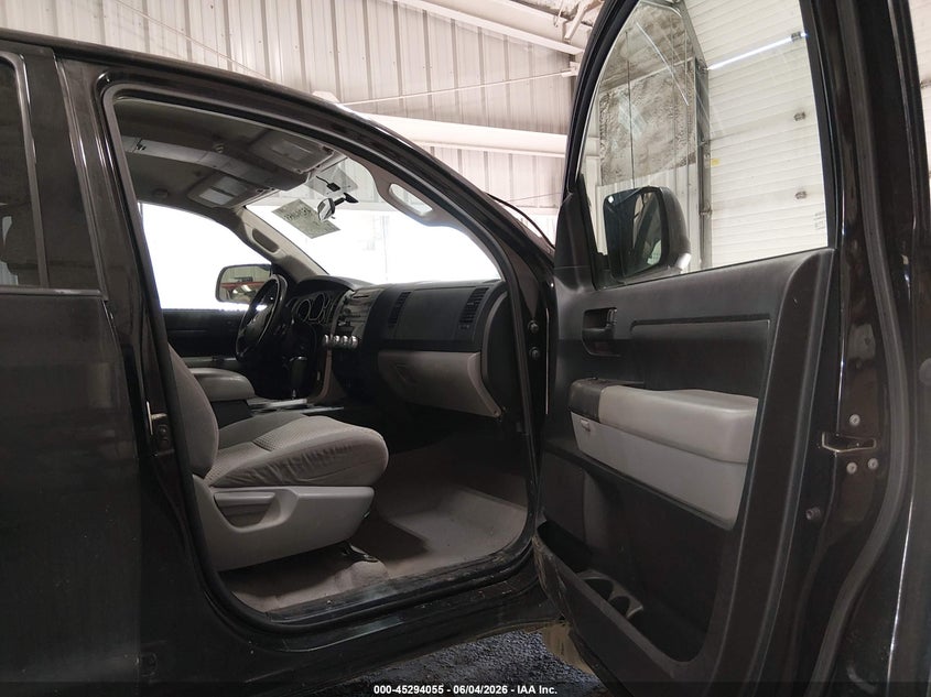 2010 TOYOTA TUNDRA auction photo 5