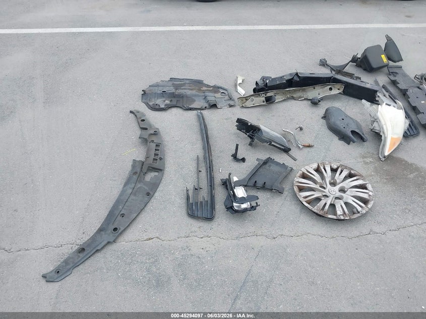 2012 TOYOTA CAMRY SEDAN 2.5L I-4 DOHC, VVT, 173HP