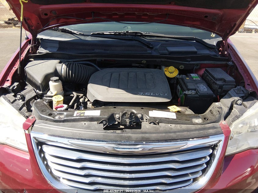 2015 Chrysler Town & Country Touring-L VIN: 2C4RC1CG1FR608931 Lot: 45294121