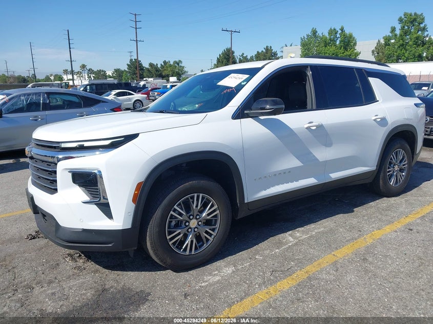 2026 CHEVROLET TRAVERSE auction photo 2