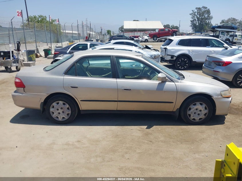 1999 Honda Accord Lx VIN: 1HGCG6656XA155592 Lot: 45294331