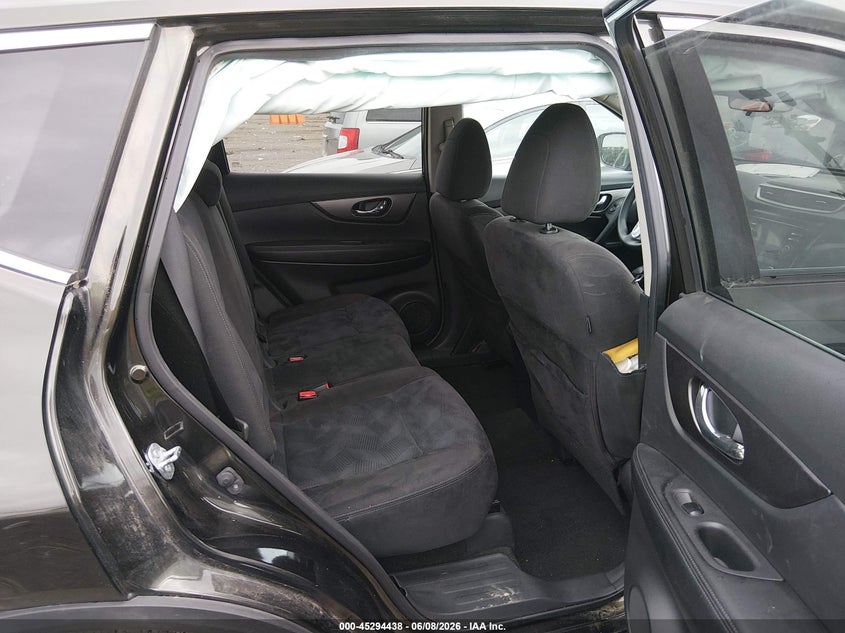 2015 NISSAN ROGUE auction photo 8