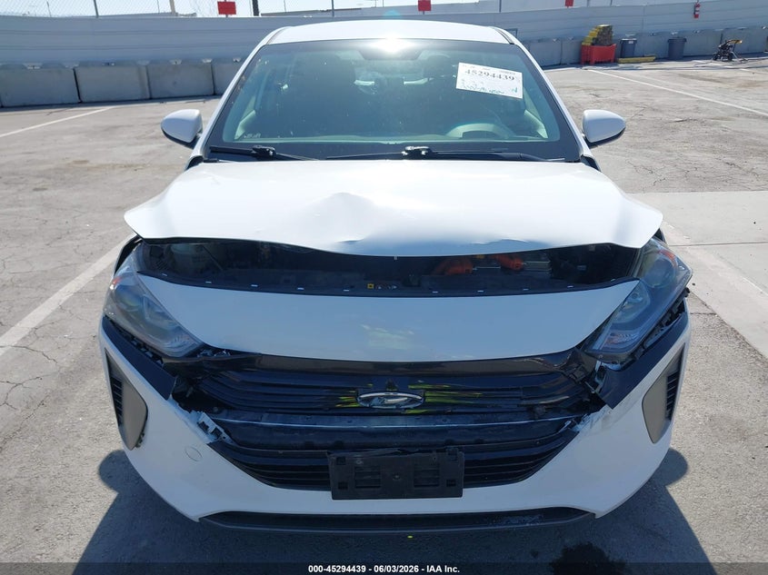 AtlanticExpress - Hyundai Ioniq Hybrid