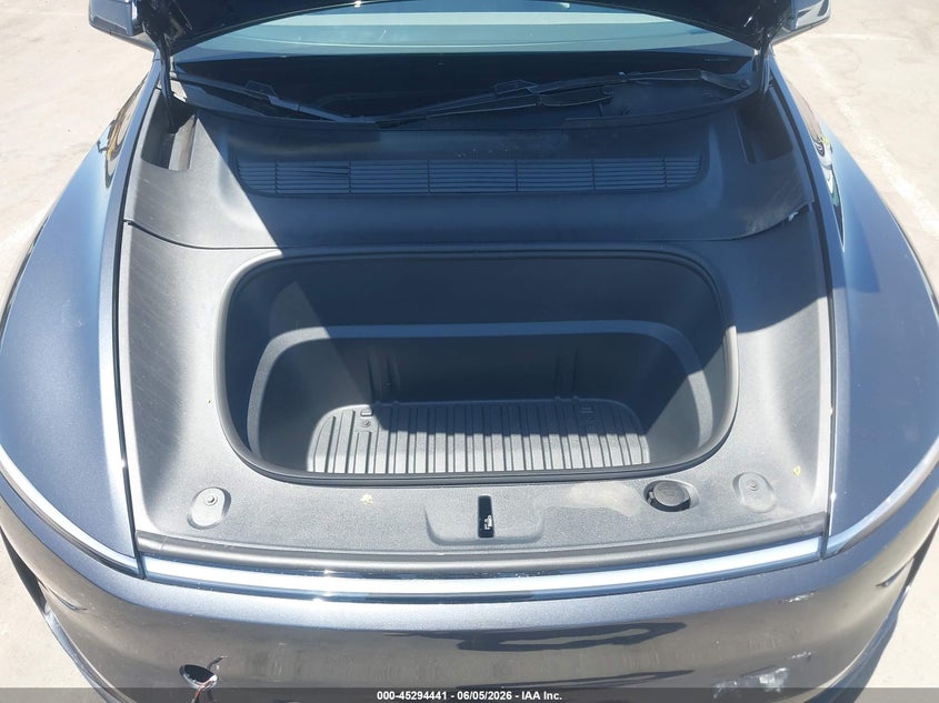 2026 Tesla Model Y Premium Rear-Wheel Drive/Rear-Wheel Drive VIN: 7SAYGDED0TF638288 Lot: 45294441