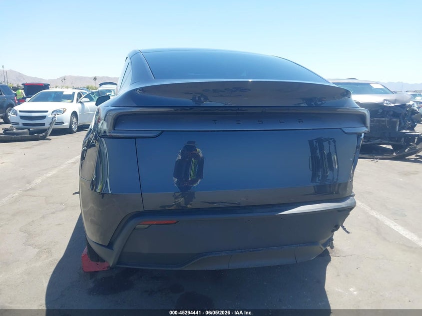 2026 Tesla Model Y Premium Rear-Wheel Drive/Rear-Wheel Drive VIN: 7SAYGDED0TF638288 Lot: 45294441